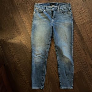 Lucky Brand Ava Mid Rise Crop Size 8
